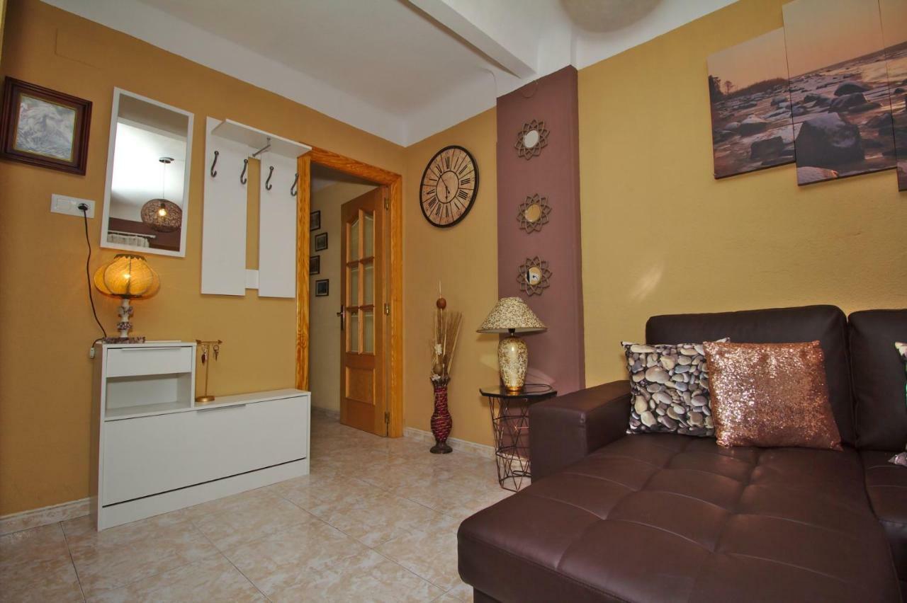 Diamante Apartment อาลิกันเต ภายนอก รูปภาพ